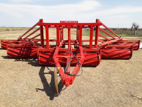 Rolador cultivos de cobertura / cultivos de servicio 11.60 m - Cuchillas helicoidales - Pliegue costado