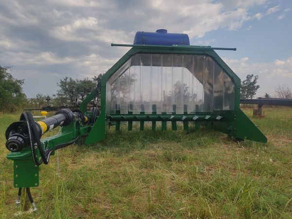 Volteador de compost ancho labor 2.20 metros