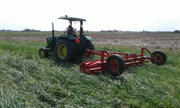 Rolador cultivos de cobertura / cultivos de servicio 4.00 m - Cuchillas helicoidales