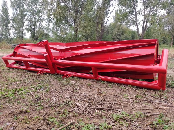Rolador cultivos de cobertura / cultivos de servicio 3.00 m - Cuchillas helicoidales - 3P
