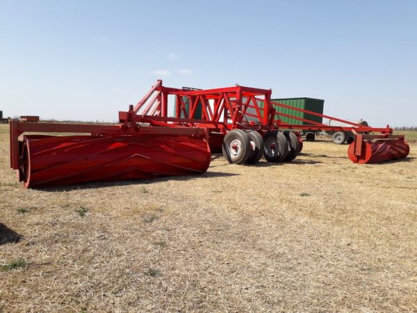 Rolador cultivos de cobertura / cultivos de servicio 11.60 m - Cuchillas helicoidales - Pliegue costado